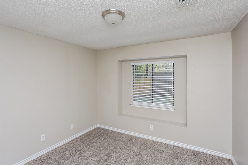 2,080/Mo, 6604 Glen Falls Dr Arlington, TX 76001 Bedroom View 3