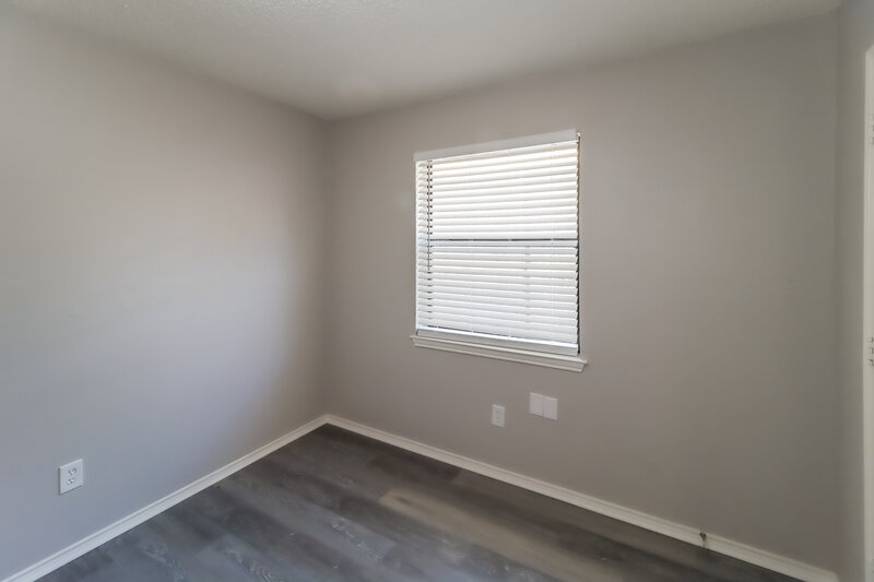 2,325/Mo, 206 Lemon Dr Arlington, TX 76018 Bedroom View 3