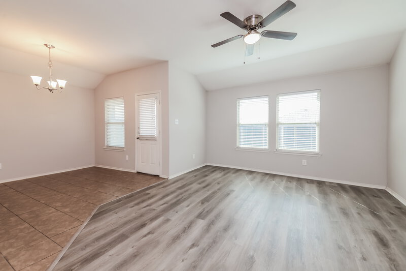 2,195/Mo, 1205 Rainer Dr Princeton, TX 75407 Living Room View