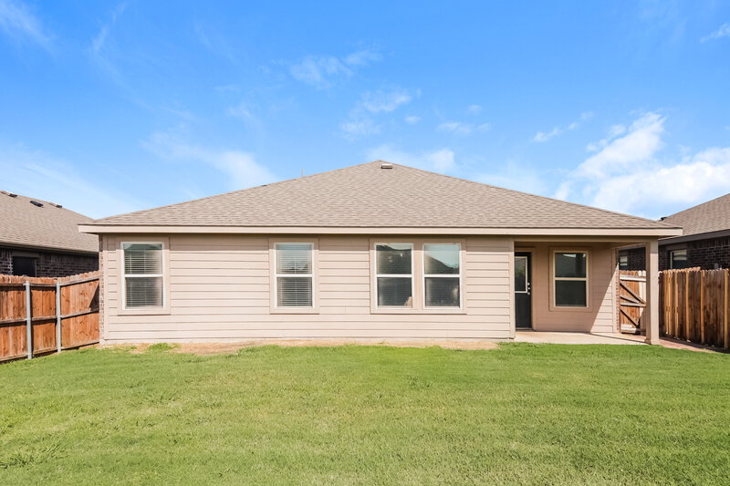 2,195/Mo, 1205 Rainer Dr Princeton, TX 75407 Rear View