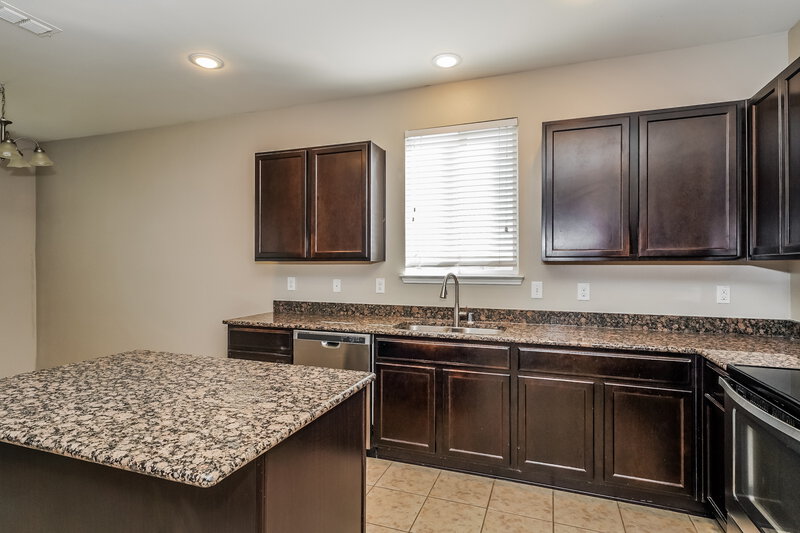 2,040/Mo, 368 Magma Dr Fort Worth, TX 76131 Kitchen View