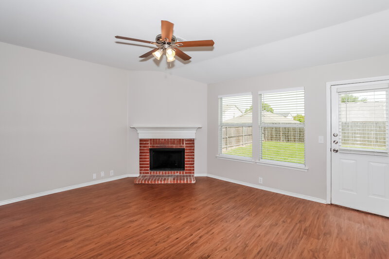 2,055/Mo, 8925 Sagebrush Trail Cross Roads, TX 76227 Living Room View