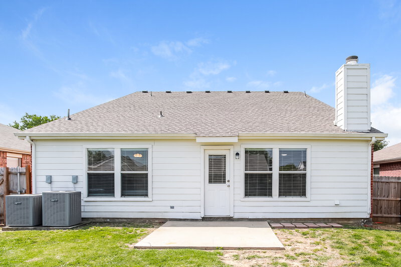 2,055/Mo, 8925 Sagebrush Trail Cross Roads, TX 76227 Rear View