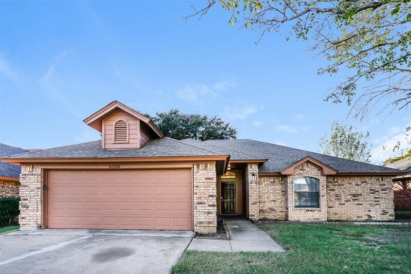 2,030/Mo, 6306 Avanti Dr Arlington, TX 76001 External View