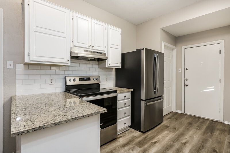 2,030/Mo, 6306 Avanti Dr Arlington, TX 76001 Kitchen View