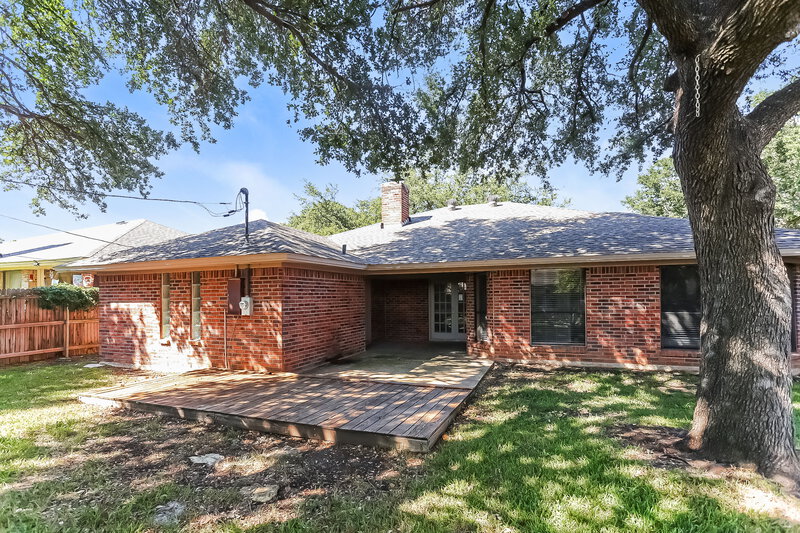 2,310/Mo, 3525 Willowbrook Dr Fort Worth, TX 76133 Rear View