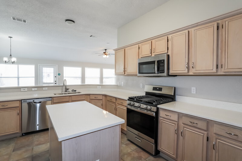 2,930/Mo, 2605 Daniel Crk Mesquite, TX 75181 Kitchen View 2