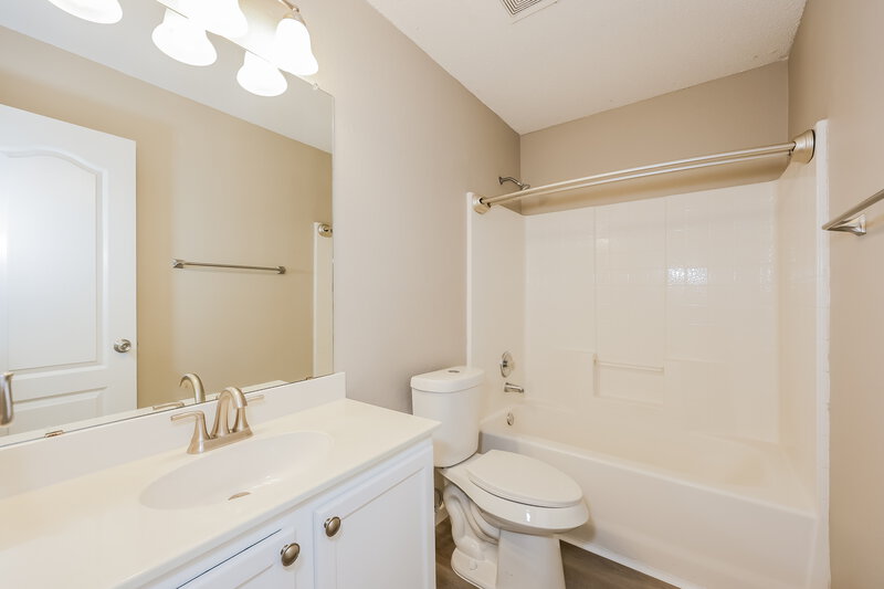 2,050/Mo, 1000 Chatham Ln Forney, TX 75126 Bathroom View