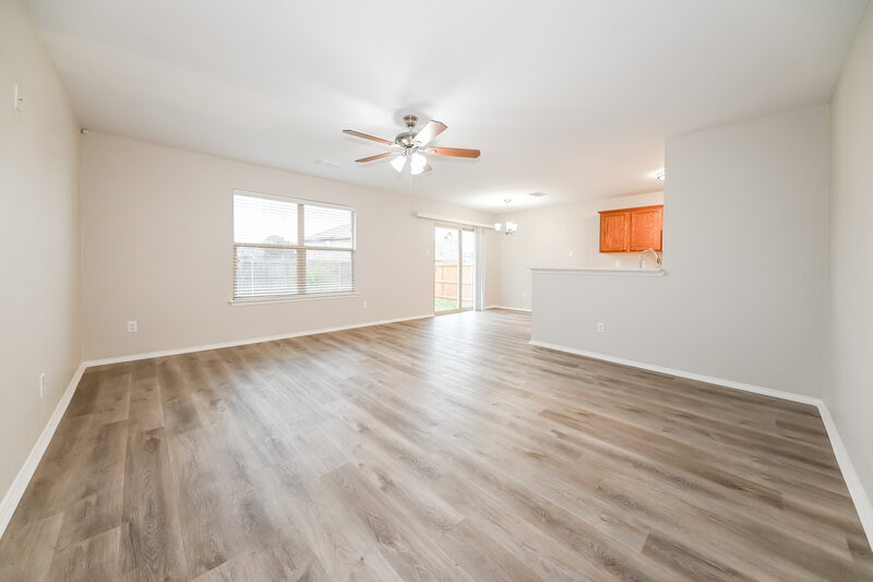 2,155/Mo, 2907 Briarbrook Dr Seagoville, TX 75159 Living Room View