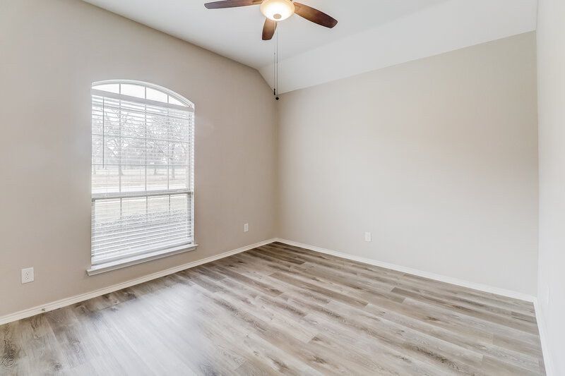 2,405/Mo, 811 Fran St Seagoville, TX 75159 Bedroom View