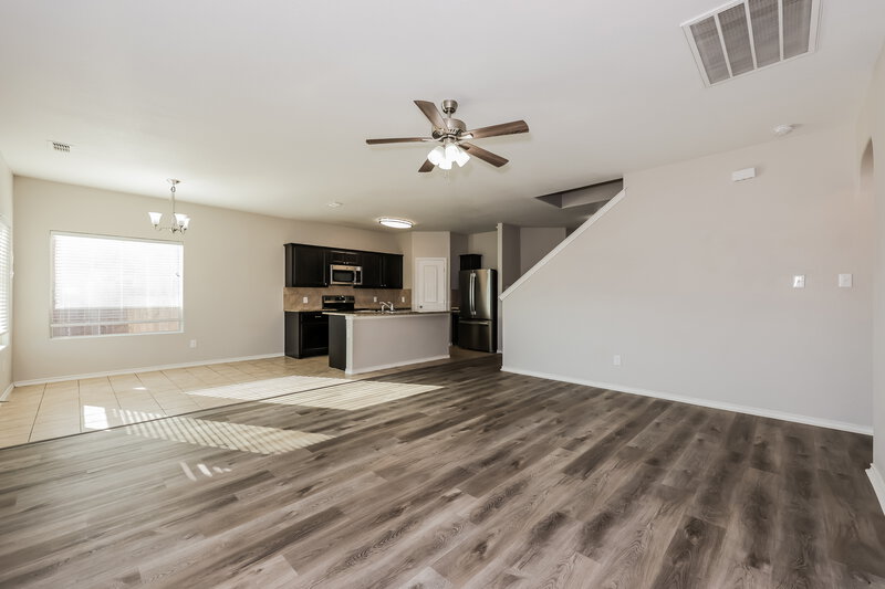 2,025/Mo, 1720 Kings Glen Ln Fort Worth, TX 76140 Living Room View 2