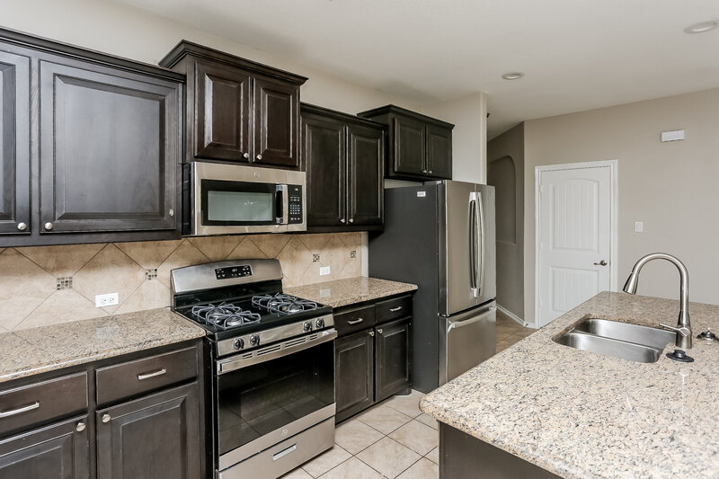2,510/Mo, 14136 Rabbit Brush Ln Haslet, TX 76052 Kitchen View 2