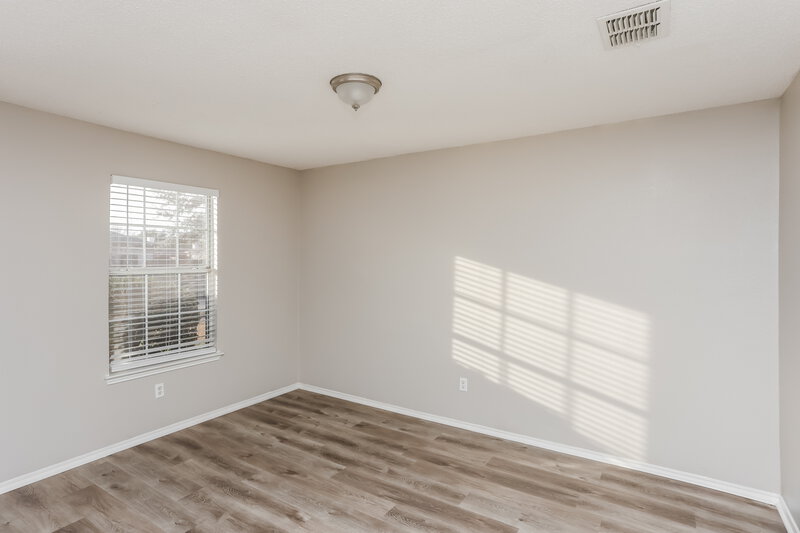 2,325/Mo, 2804 Monticello Ln Lancaster, TX 75134 Main Bedroom View