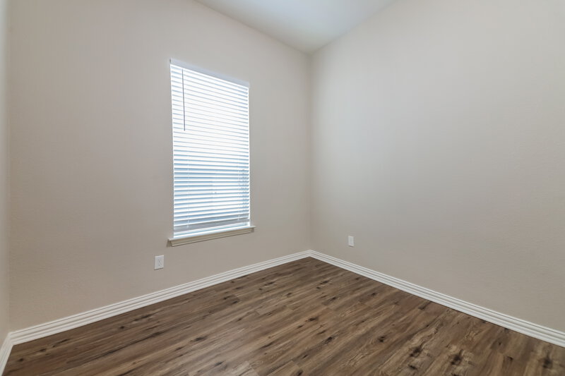 0/Mo, 1042 Devonshire Dr Providence Village, TX 76227 Bedroom View 3