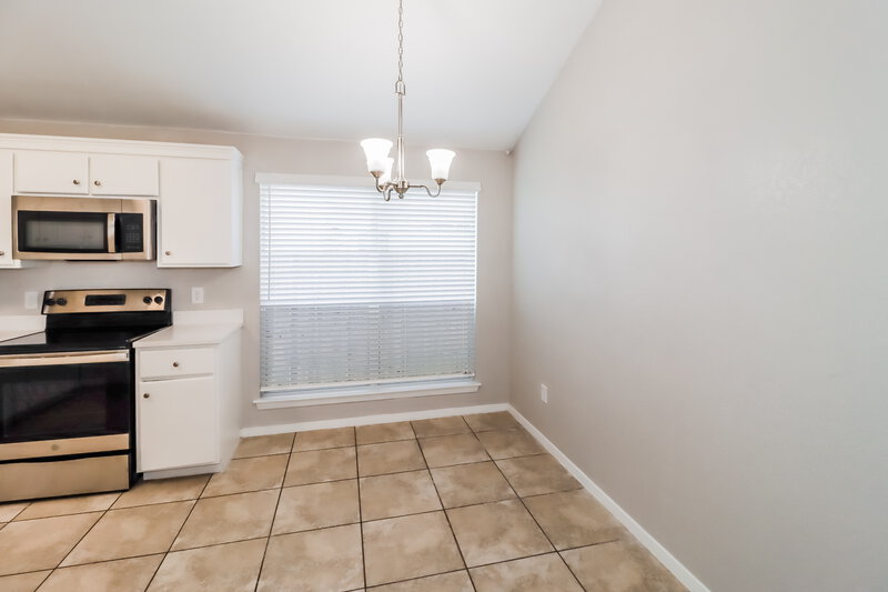 1,895/Mo, 10632 Shadywood Dr Fort Worth, TX 76140 Dining Room View