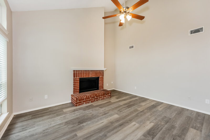 2,525/Mo, 409 Surrey Pl Mesquite, TX 75149 Living Room View
