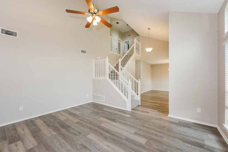 2,525/Mo, 409 Surrey Pl Mesquite, TX 75149 Living Room View 2
