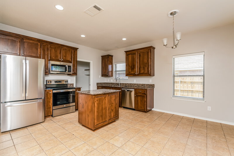 2,260/Mo, 4313 Mantis St Fort Worth, TX 76106 Dining Room View