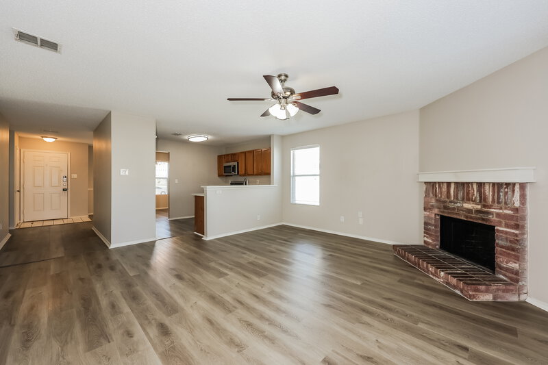 1,630/Mo, 8757 Garden Springs Dr Fort Worth, TX 76123 Living Room View 2