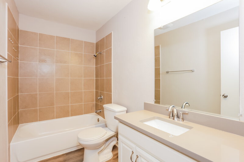 2,075/Mo, 8902 Miami Dr, Rowlett, TX 75088 Bathroom View