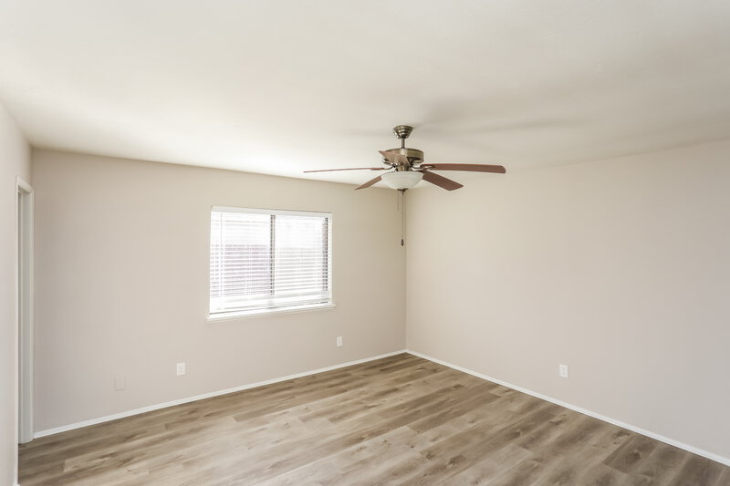 2,105/Mo, 9010 Millwood Dr, Rowlett, TX 75088 Main Bedroom View