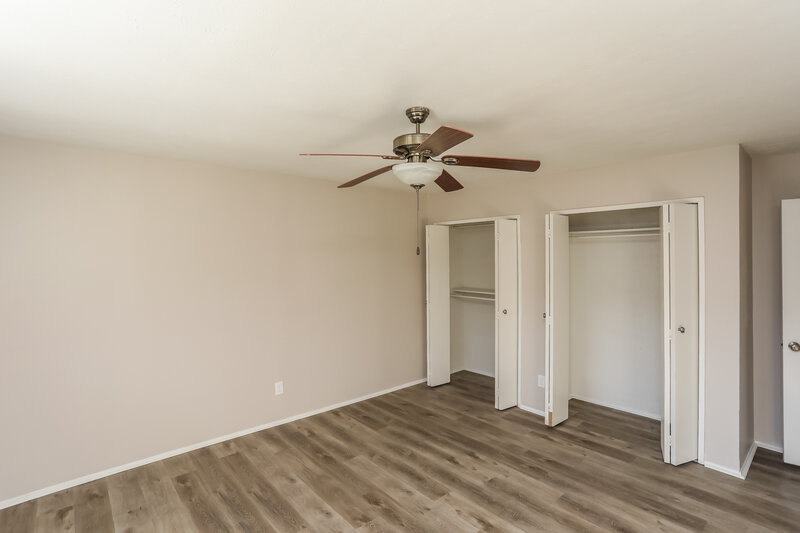 2,105/Mo, 9010 Millwood Dr, Rowlett, TX 75088 Main Bedroom View 2