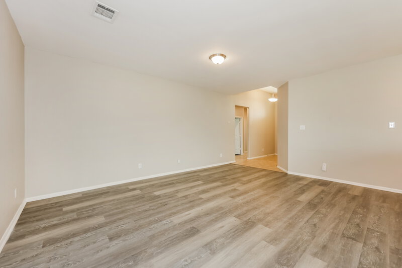 2,445/Mo, 948 Cheryl St Crowley, TX 76036 Living Room View 3