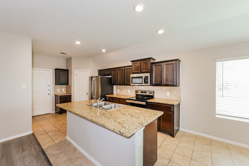 2,445/Mo, 948 Cheryl St Crowley, TX 76036 Kitchen View
