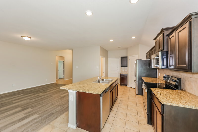 2,445/Mo, 948 Cheryl St Crowley, TX 76036 Kitchen View 2