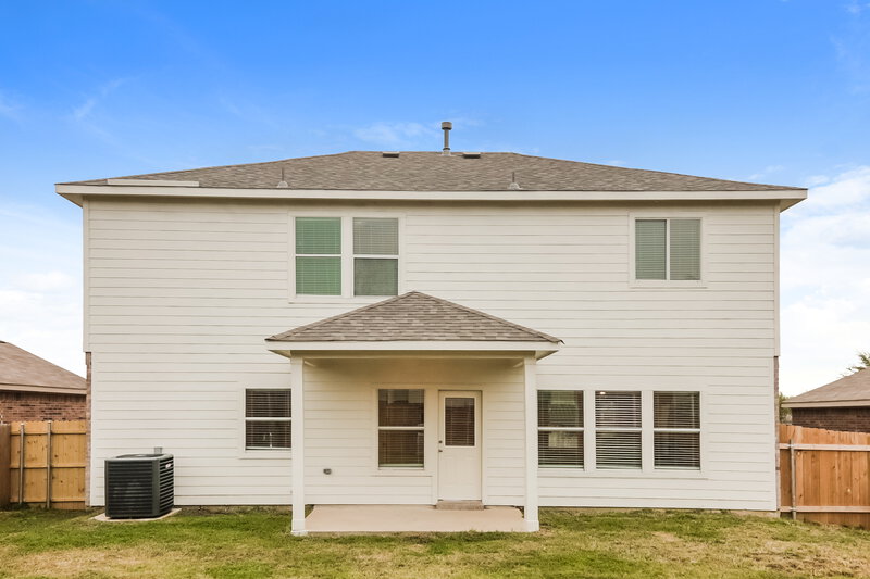 2,375/Mo, 2026 Gardenia Dr Forney, TX 75126 Rear View