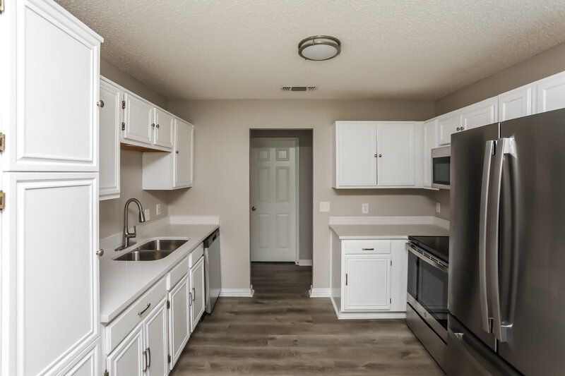 1,960/Mo, 556 Blue Haze Dr Fort Worth, TX 76108 Kitchen View