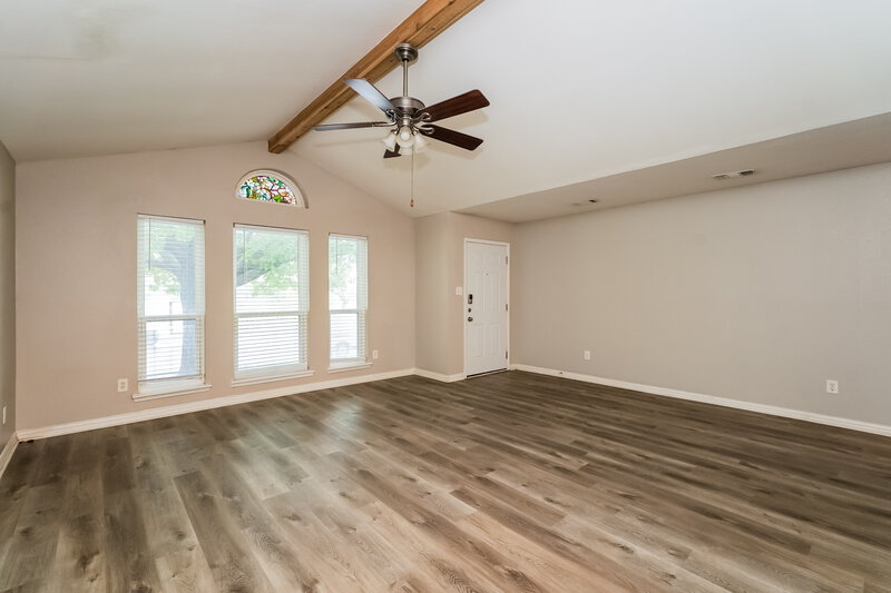 1,935/Mo, 556 Blue Haze Dr Fort Worth, TX 76108 Living Room View 4