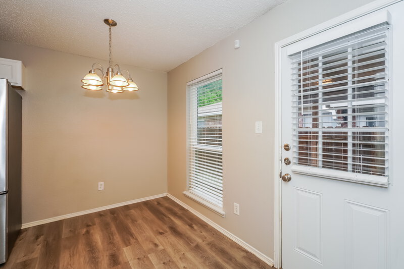 1,935/Mo, 556 Blue Haze Dr Fort Worth, TX 76108 Dining Room View