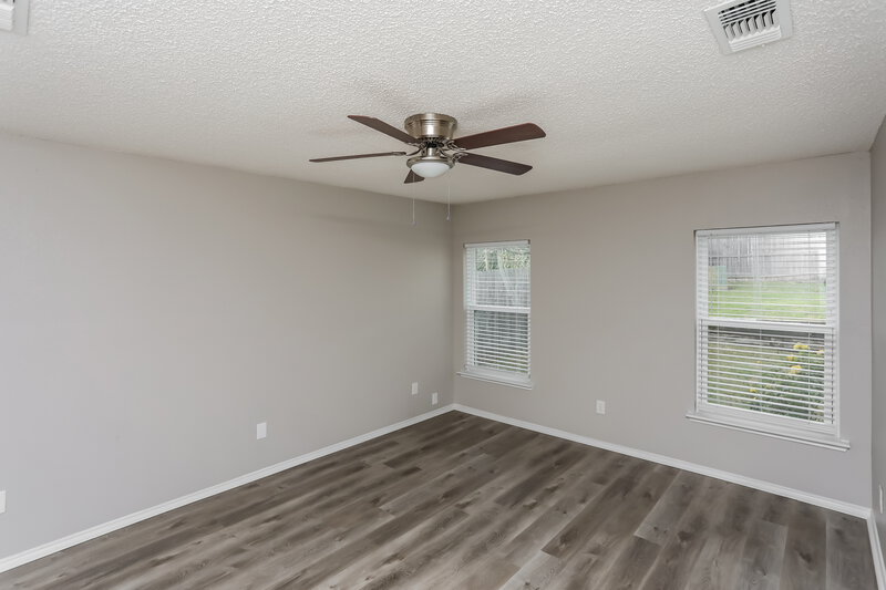 1,960/Mo, 556 Blue Haze Dr Fort Worth, TX 76108 Main Bedroom View