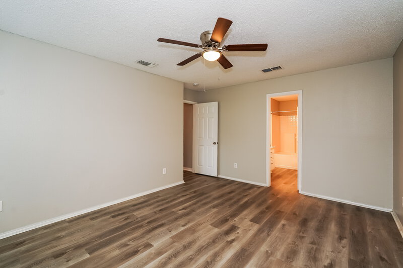 1,935/Mo, 556 Blue Haze Dr Fort Worth, TX 76108 Main Bedroom View 2