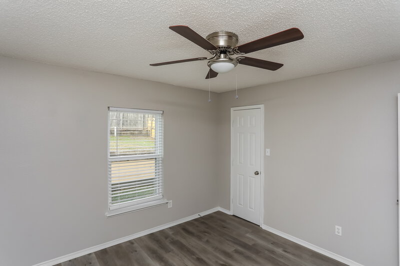 1,960/Mo, 556 Blue Haze Dr Fort Worth, TX 76108 Bedroom View 2