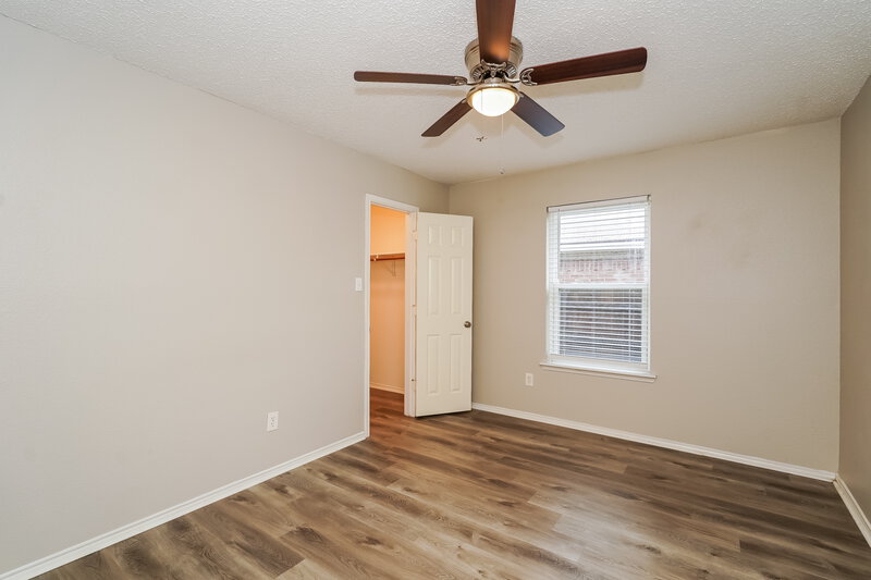1,935/Mo, 556 Blue Haze Dr Fort Worth, TX 76108 Bedroom View
