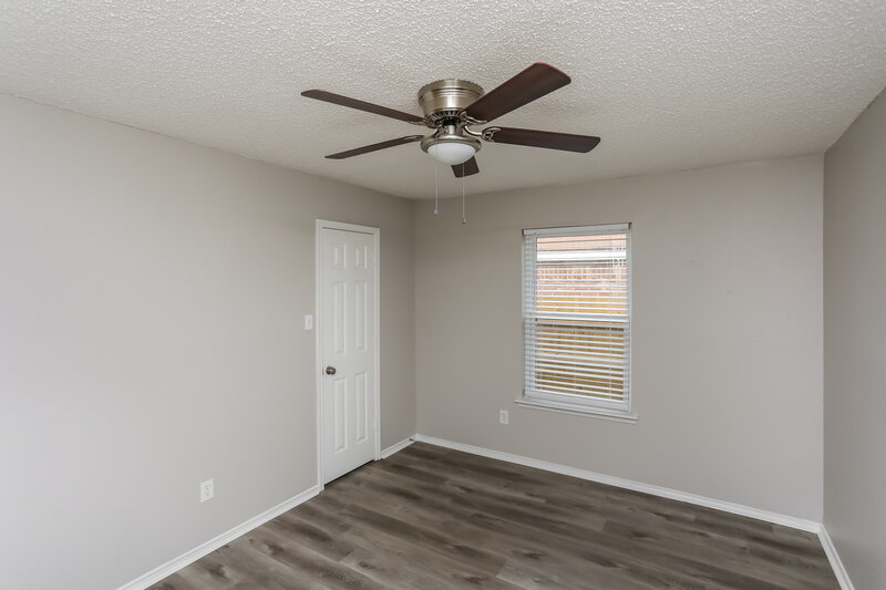 1,960/Mo, 556 Blue Haze Dr Fort Worth, TX 76108 Bedroom View 3