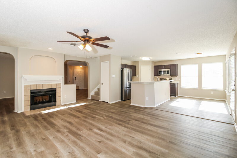 2,725/Mo, 2038 Peregrine Ct Lewisville, TX 75077 Living Room View 2