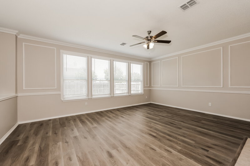2,700/Mo, 261 Heritage Dr Crowley, TX 76036 Living Room View
