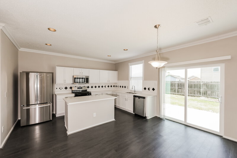 2,700/Mo, 261 Heritage Dr Crowley, TX 76036 Kitchen View