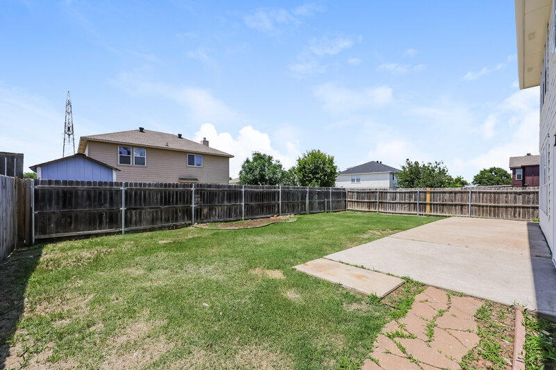 2,700/Mo, 261 Heritage Dr Crowley, TX 76036 Rear View 2