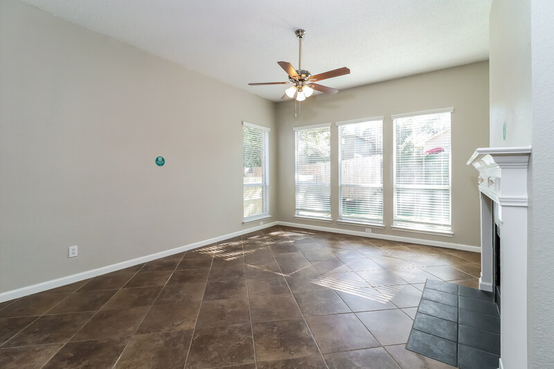 2,550/Mo, 6701 Andress Dr Fort Worth, TX 76132 Family Room View 2