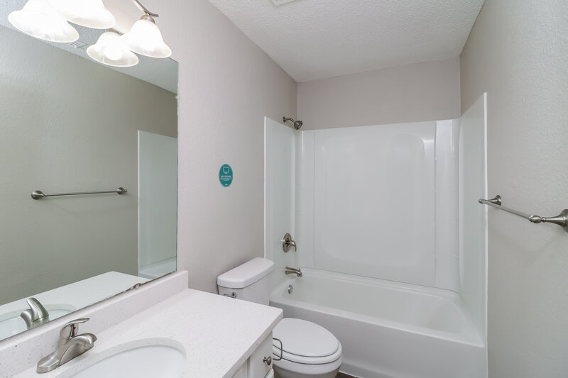 2,550/Mo, 6701 Andress Dr Fort Worth, TX 76132 Bathroom View