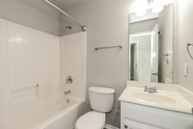 2,005/Mo, 2052 Graham Ranch Rd Fort Worth, TX 76134 Bathroom View
