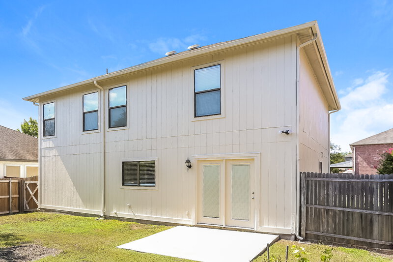 2,200/Mo, 3355 Chapel Pointe Trl Fort Worth, TX 76116 Rear View