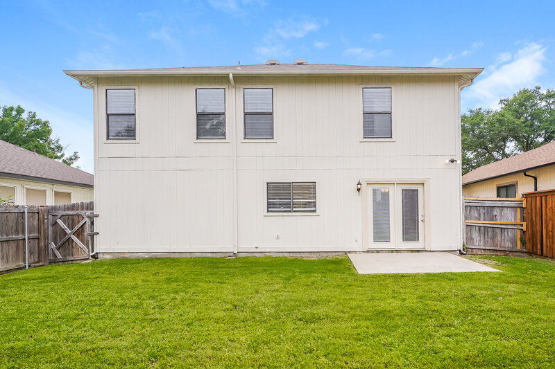 2,215/Mo, 3355 Chapel Pointe Trl Fort Worth, TX 76116 Rear View
