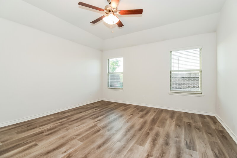 2,135/Mo, 3120 Crystal Way Royse City, TX 75189 Main Bedroom View