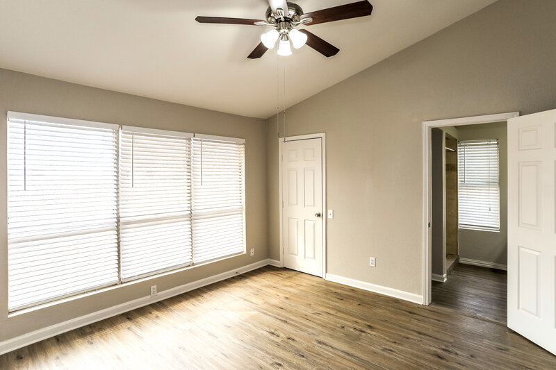 2,110/Mo, 4600 Winterhazel Dr Fort Worth, TX 76137 Main Bedroom View 2