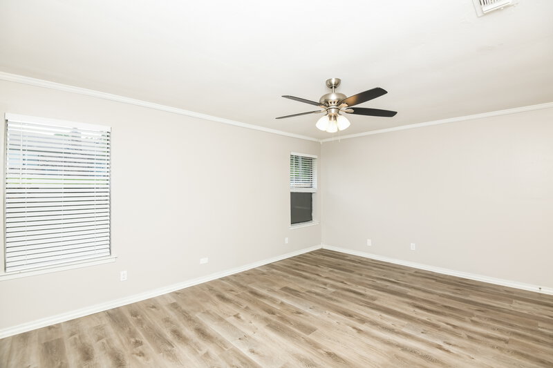 1,895/Mo, 3741 Misty Meadow Dr Fort Worth, TX 76133 Main Bedroom View